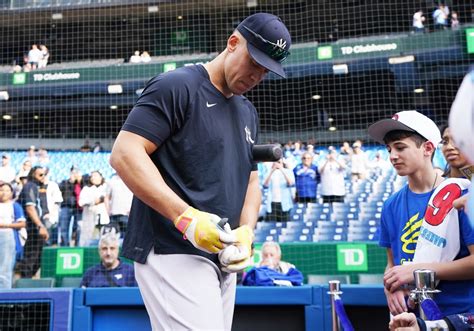 Toronto Blue Jays Broadcasters Wonder If New York Yankees Star Aaron