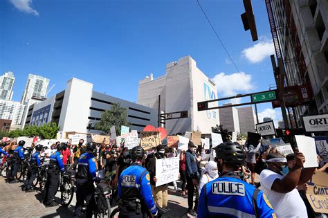 ‘stop Killing Us’ Thousands Of Protestors Take Over South Florida Streets Nbc 6 South Florida