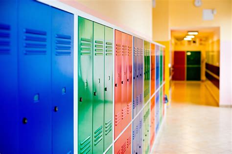 Colorful metal lockers - TILLSTest.com