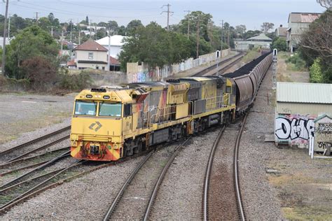 ER424 At Waratah 5042 5024 On 23 1 23 Garry Holt Flickr