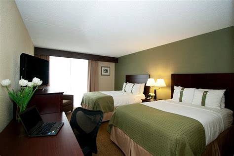 Holiday Inn South Plainfield-Piscataway, an IHG Hotel Rooms: Pictures & Reviews - Tripadvisor