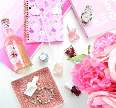 Essie Gel Couture Review - Canadian Fashionista