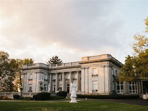 An Elegant Vintage Wedding At Laurel Court In Cincinnati Ohio