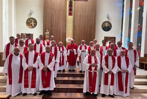 La entrega del palio arzobispal se vivió con gran solemnidad y