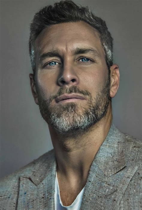 Disgustingly Hot Silver Foxes That Ll Make You Fall In Love With Gray Hair Artofit