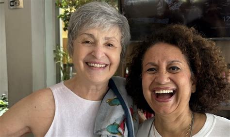 Filmes E Programas De Tv De Ana Lúcia Torre - Ana Lúcia Torre renova visual no Studio La Vie após temporada de ...