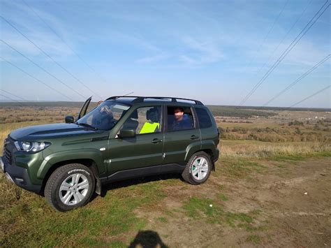 Нива Тревал для путешествий компанией — Lada Niva Travel, 1,7 л, 2021 ...