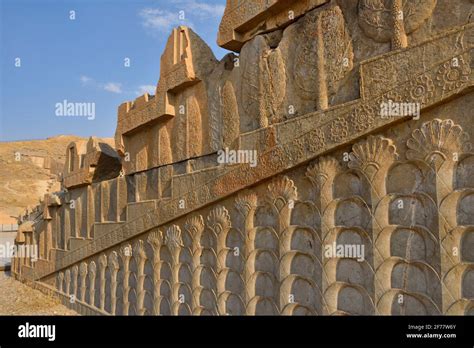 Apadana staircase hi-res stock photography and images - Alamy