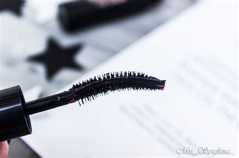 Новинка YSL - тушь с эффектом накладных ресниц Mascara Volume Effet ...