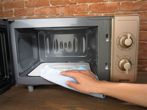 Mikrovlnná rúra Gorenje MO4250CLI | Planeo