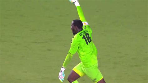 Gold Cup On Twitter 🧤 This Save Of Julani Archibald Was Crucial To