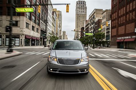 Chrysler Town Country Walter P Chrysler SignatureSeries 2014