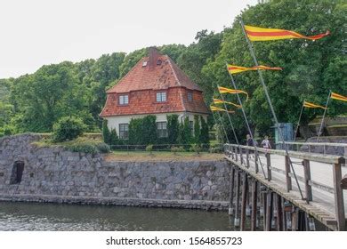 Kalmar Castle: Over 733 Royalty-Free Licensable Stock Photos | Shutterstock