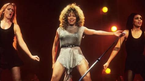 Tina Turner 10 Dos Maiores Sucessos Da Lenda Da Música Serra De