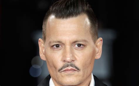 Johnny Depp Changes Amber Heard Inspired Knuckle Tattoo Again Johnny