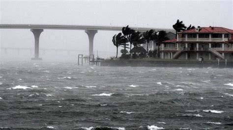 Videos Show Hurricane Ian Massive Storm Surge Like Inside The Titanic