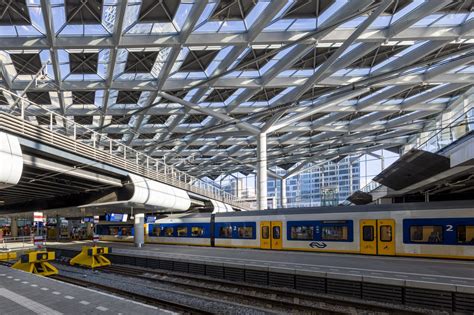 1 Februari Opening Den Haag Centraal Spoorbeeld