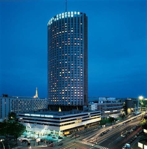 Hyatt Regency Paris Étoile | Paris hotels, Hotel exterior, Paris nightlife