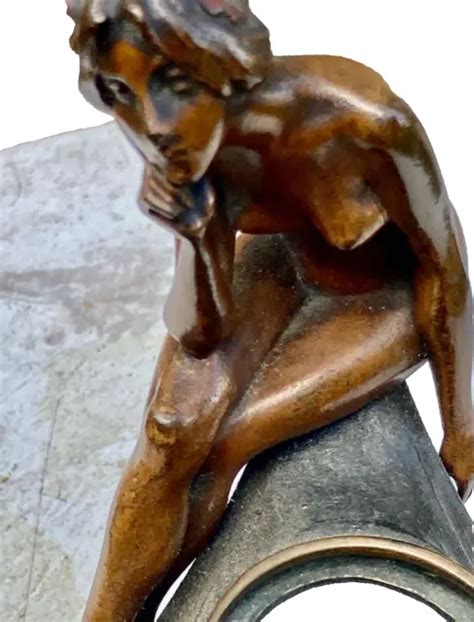 ENCRIER EN BRONZE femme nue ART NOUVEAU signé Dlg de Gustav