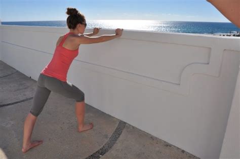 9 Best Stretches for Runners (According to a Running Coach)