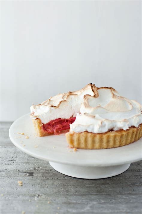 Rhubarb Meringue Pie The Subtle Sharpness Of Rhubarb Works Even