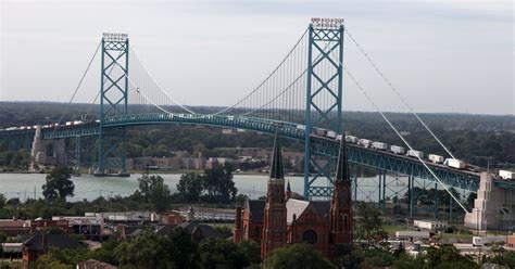 7 Things To Know About Moroun S New Ambassador Bridge Span