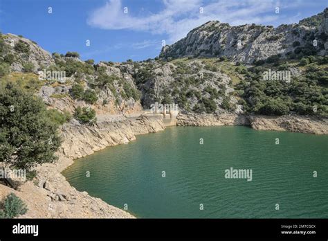 Embalsement De Gorg Blau Hi Res Stock Photography And Images Alamy