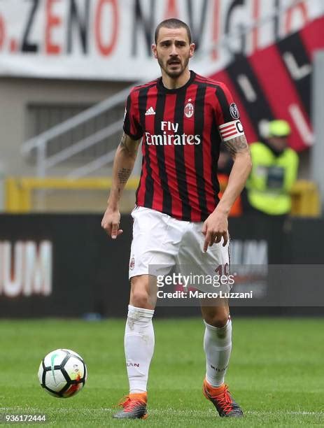 2,560 Leonardo Bonucci Milan Stock Photos, High-Res Pictures, and Images - Getty Images