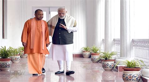 Pm Narendra Modi Put Hands On Cm Yogi Adityanath Shoulder While Talking