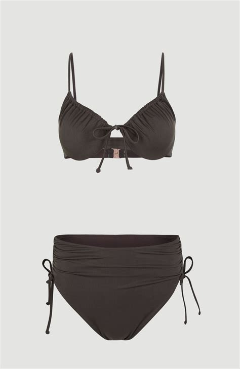 Hot Sexy Raven Celine Bikini Pics