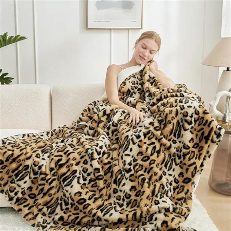 Amazon.com: Cozy Bliss Luxury Faux Fur Throw Blanket Leopard Print, Non