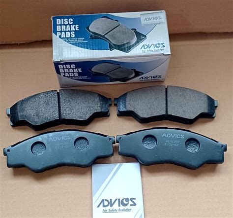 Aisin Advics Front Brake Pads Y Series For Toyota Innova Hilux X