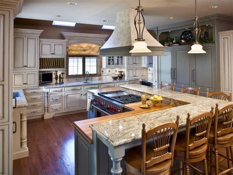 kitchen design layouts | Design Custom Homes of Madison