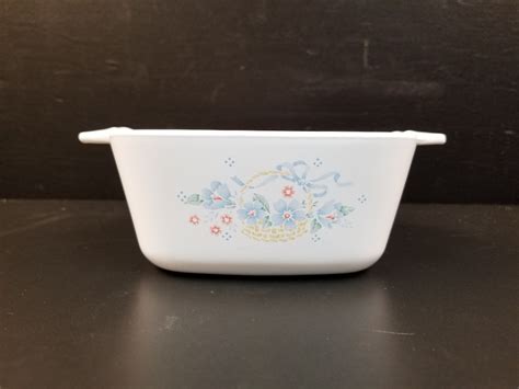 Vintage Corning Ware Country Cornflower Casserole Backing Dish P 43 B