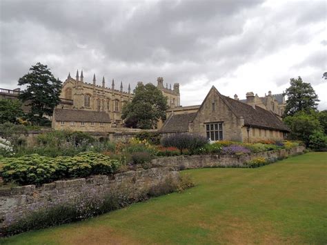 Foundation в Лондоне - Duke Education