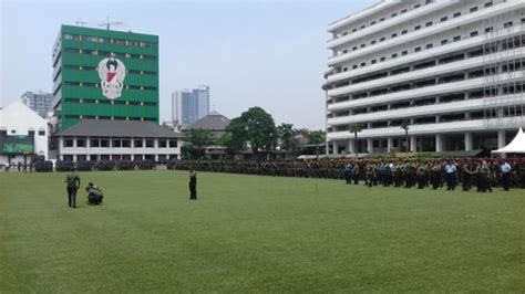 Jokowi Kumpulkan Prajurit Tni Di Mabes Ad