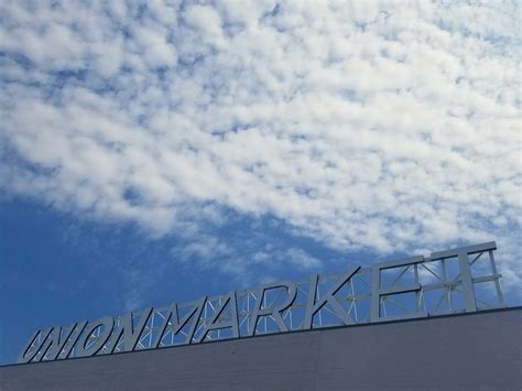 Union Market DC – Eat Eat Read