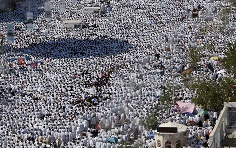 Rahasia Spiritual Di Balik Peristiwa Wukuf Di Padang Arafah Puncak