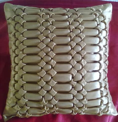 Jaqueline Alves: Capitonê em Tafetá