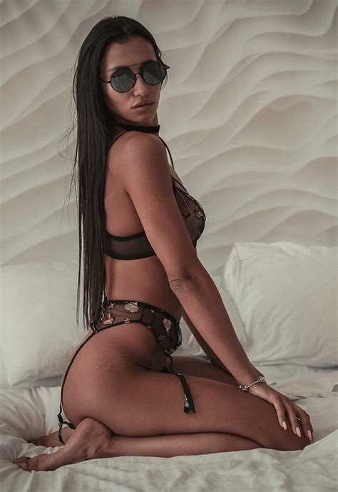 Sanktor Nude Pics Erotic Beauties