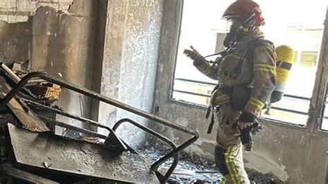 Evacuada al hospital una mujer de 75 años tras el incendio de su