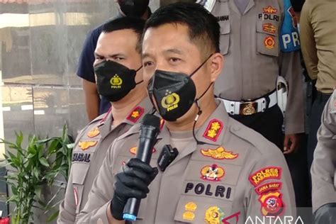 Polisi Kirim Wanita Pembakar Bendera Merah Putih Ke Rumah Sakit Jiwa