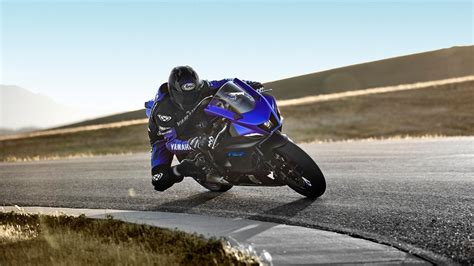 Motorrad Vergleich Yamaha R Vs Kawasaki Ninja Zx R