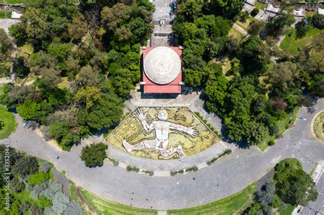 Vista aérea de la Fuente de Tlaloc y el Museo del Cárcamo de Dolores en