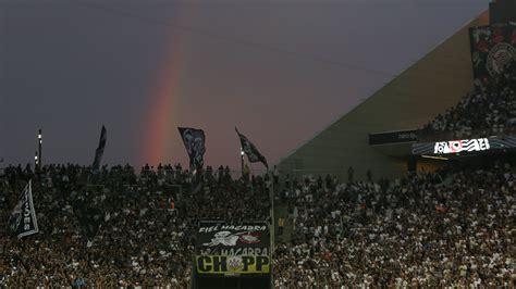 Rbitro Relata Arremesso De Objetos No Jogo Entre Corinthians E