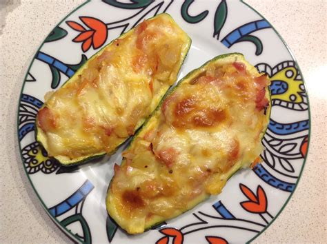 Calabacitas Rellenas con Jamón y Queso