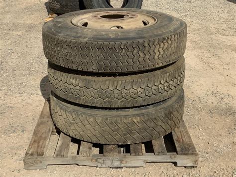 10 00R22 Commercial Truck Drive Tires Wheels BigIron Auctions