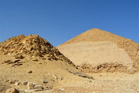 The Satellite And The Bent Pyramids Satellite One Is Located Meters