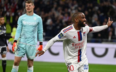 Ligue 1 Lacazette OL Meilleur Buteur Avec Son Club Formateur Au