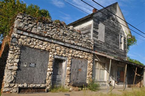 The 8 Spookiest Ghost Towns in Missouri - That'll Give You The Creeps ...